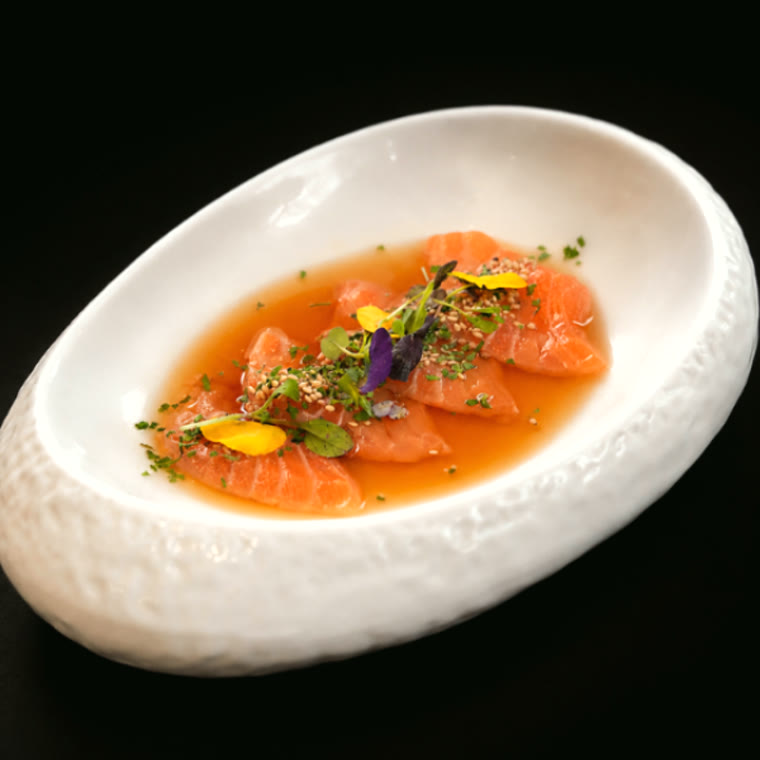 Sashimi de saumon au ponzu