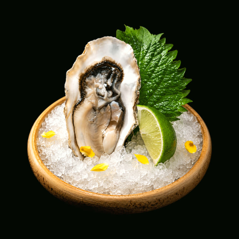 Huître fraîche, citron vert
