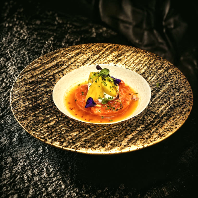 Sashimi de saumon, ponzu, avocat