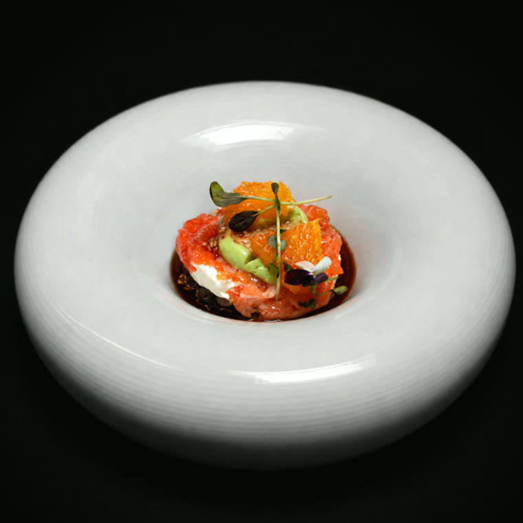 Tartare de saumon, avocat, tobiko