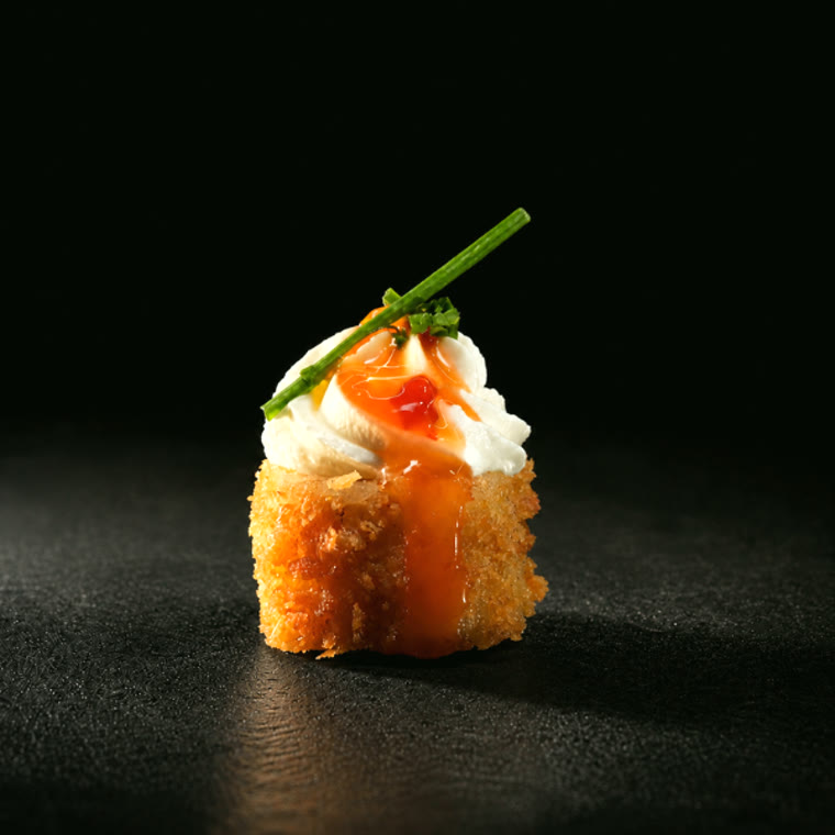 Croustillant, chantilly et oeufs de saumon